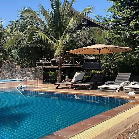 Boutique Village Hotel Ao Nang Exterior photo