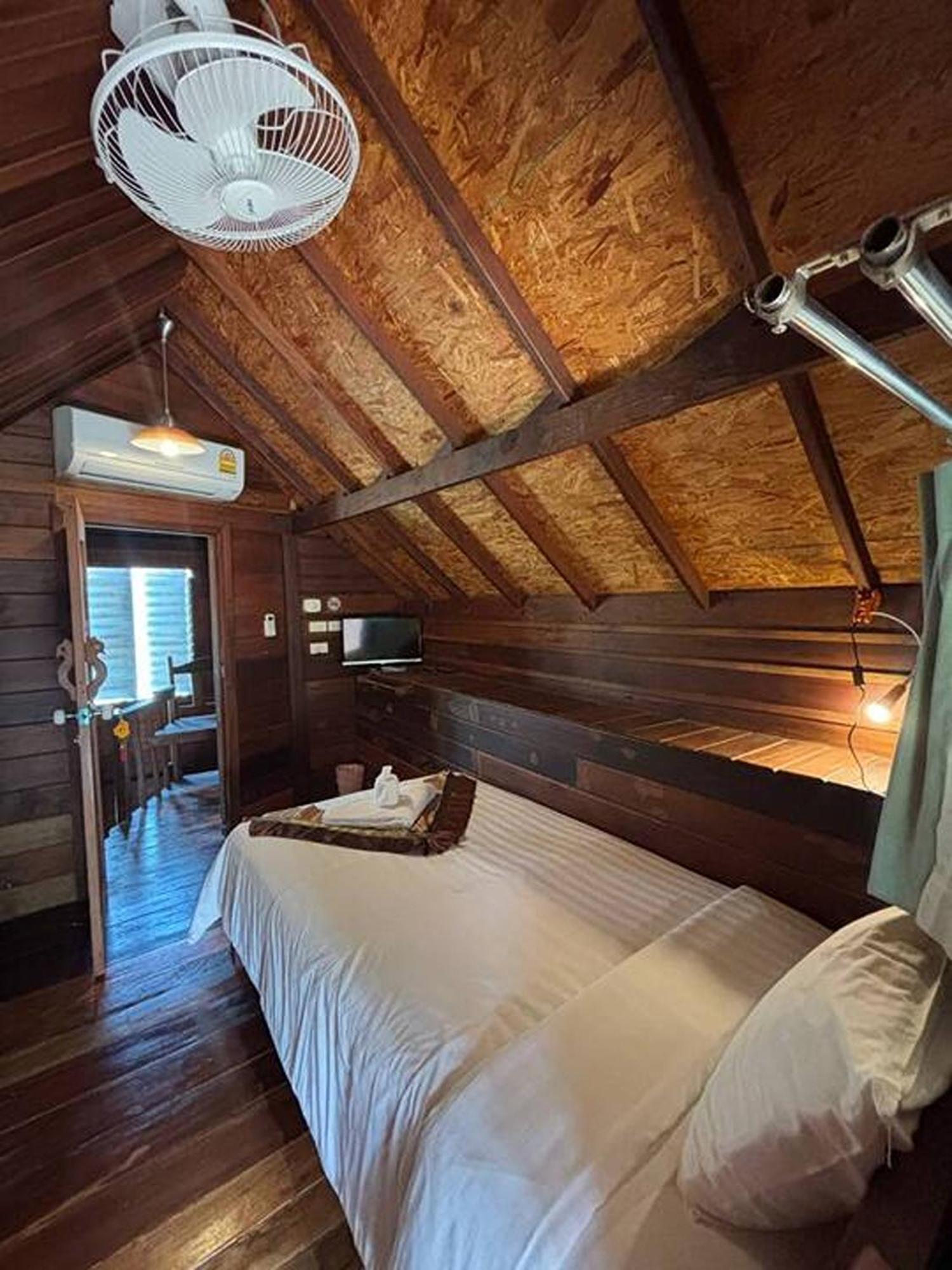 Boutique Village Hotel Ao Nang Exterior photo