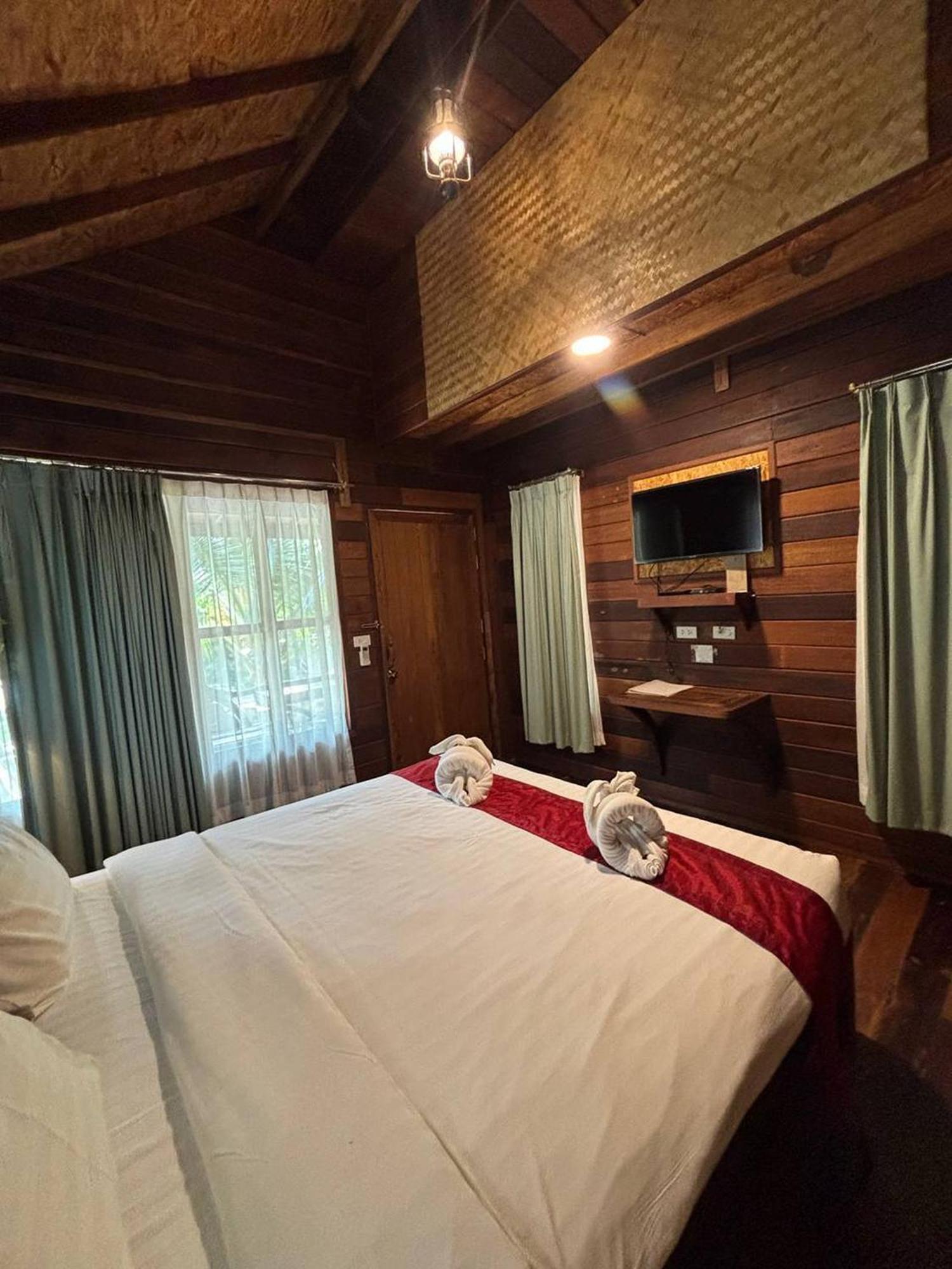 Boutique Village Hotel Ao Nang Exterior photo